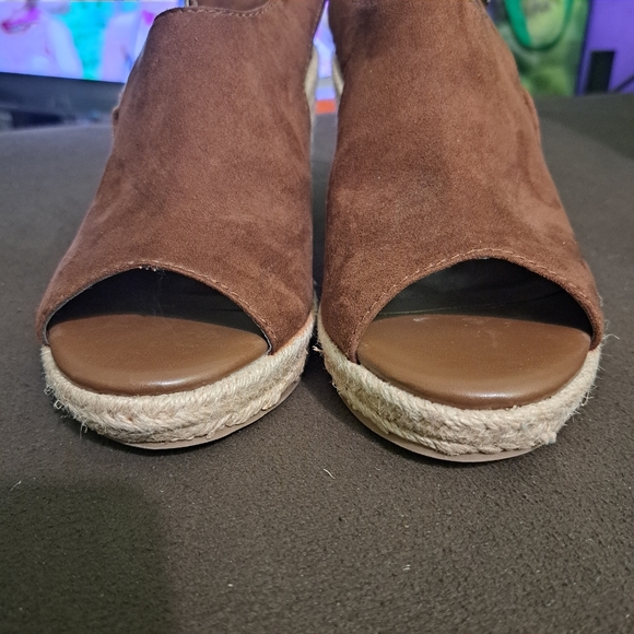 American Eagle Women's Wedges - Picture 6 of 10
